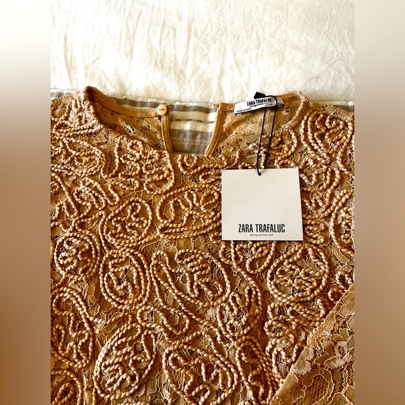 Detailed design long sleeve Zara  crop top - Picture 2 of 4